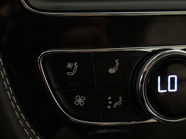 2020 Bentley Bentayga Hybrid AWD - 23055378 - 62