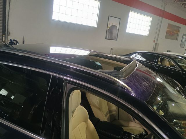 2020 Bentley Bentayga Hybrid AWD - 22940867 - 11