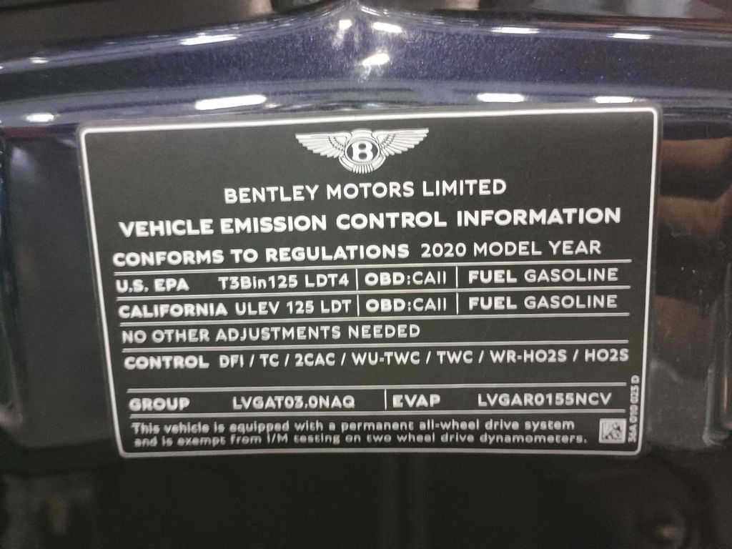 2020 Bentley Bentayga Hybrid AWD - 22940867 - 44