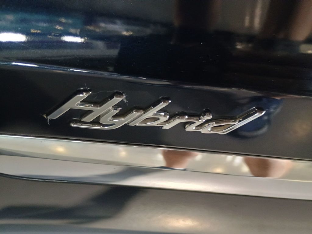 2020 Bentley Bentayga Hybrid AWD - 22940867 - 51