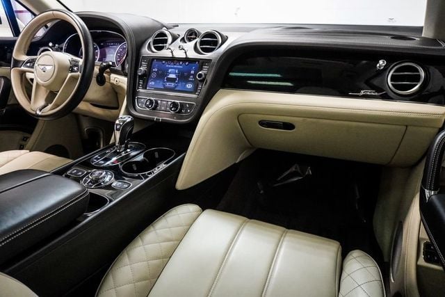 2020 Bentley Bentayga Speed AWD - 22981439 - 11