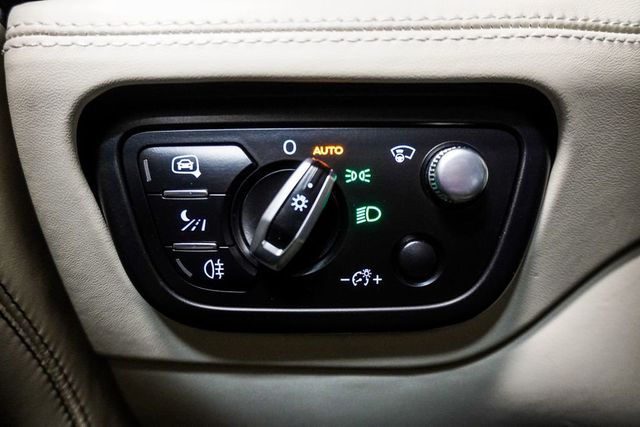 2020 Bentley Bentayga Speed AWD - 22981439 - 25