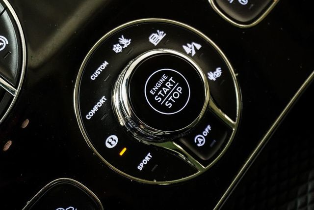 2020 Bentley Bentayga Speed AWD - 22981439 - 28