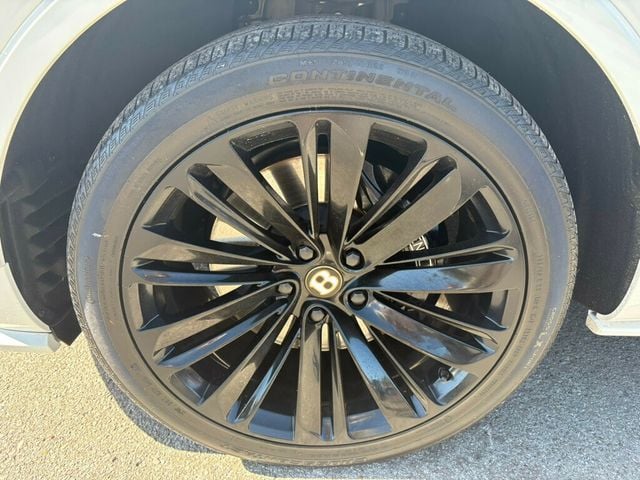 2020 Bentley Bentayga Speed AWD/Heated&Cooled Seats/Carbon Fiber Inlays/Pano Roof/NAV - 22921568 - 13