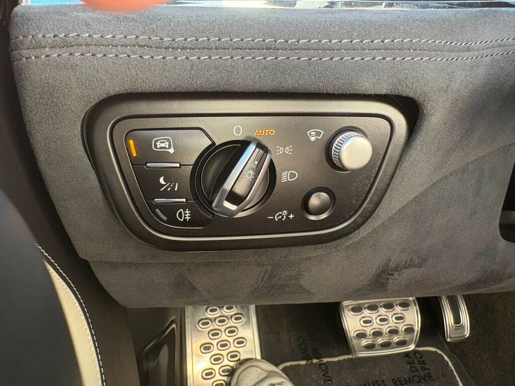 2020 Bentley Bentayga Speed AWD/Heated&Cooled Seats/Carbon Fiber Inlays/Pano Roof/NAV - 22921568 - 42