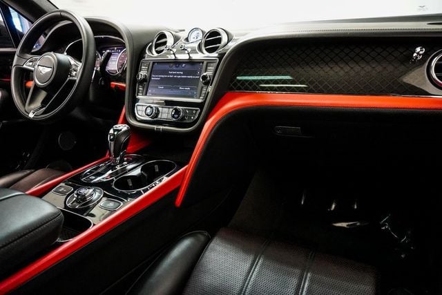 2020 Bentley Bentayga V8 AWD - 22975444 - 12