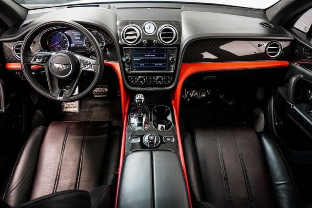 2020 Bentley Bentayga V8 AWD - 22975444 - 13