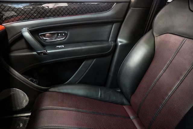 2020 Bentley Bentayga V8 AWD - 22975444 - 33