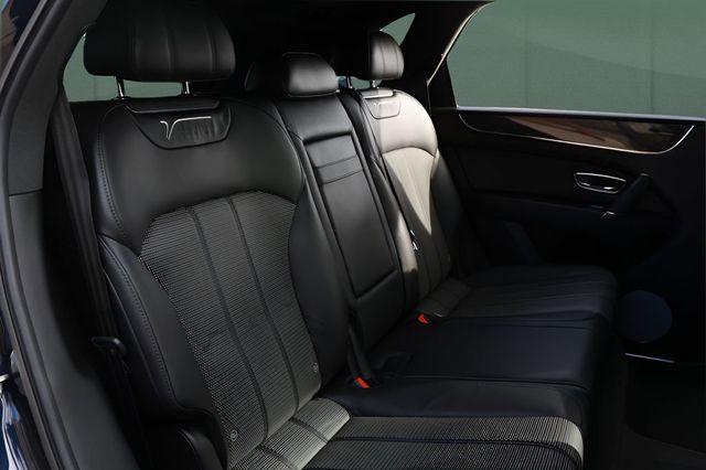 2020 Bentley Bentayga V8 AWD - 22980236 - 13