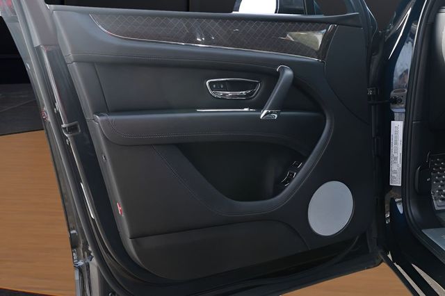 2020 Bentley Bentayga V8 AWD - 22980236 - 21