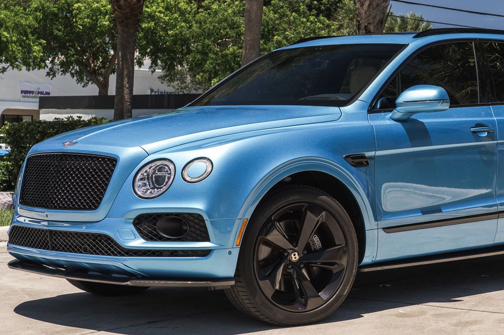 2020 Bentley Bentayga V8 photo 2