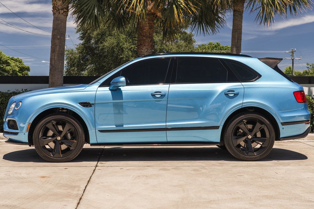 2020 Bentley Bentayga V8 photo 3