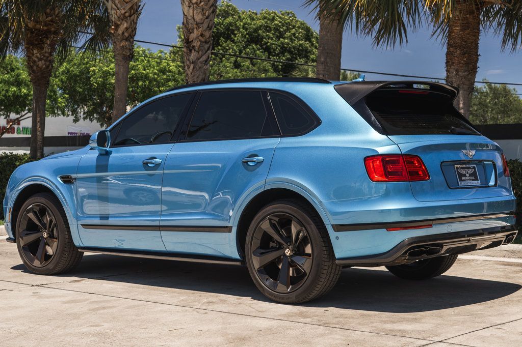 2020 Bentley Bentayga V8 photo 4