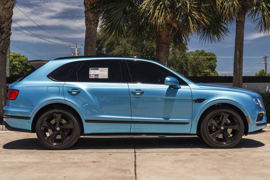 2020 Bentley Bentayga V8 photo 9