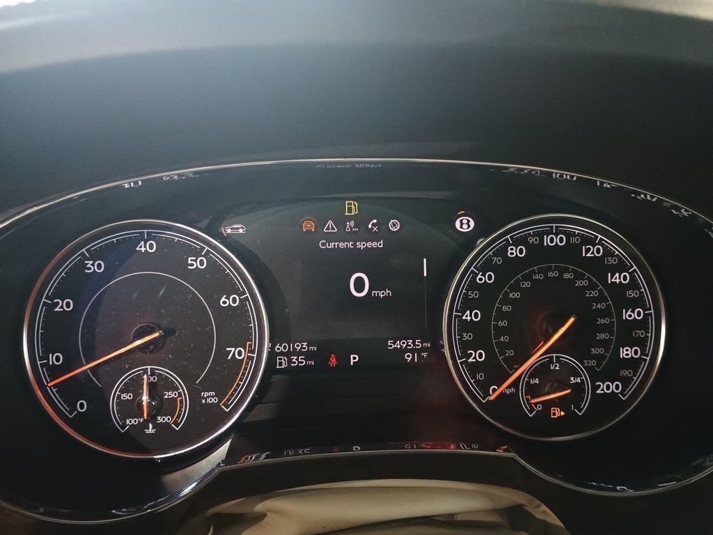 2020 Bentley Bentayga V8 AWD Clean Carfax Florida SUV - 23070787 - 20