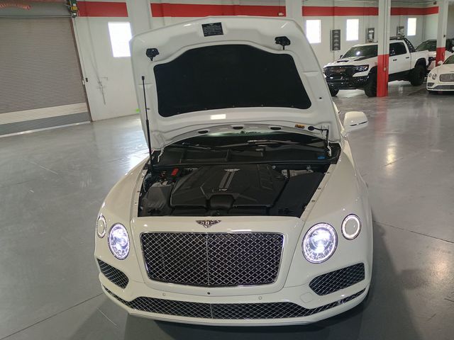 2020 Bentley Bentayga V8 AWD Clean Carfax Florida SUV - 23070787 - 41
