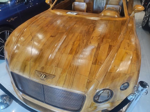 2020 Bentley Continental 1to1 Scale Bentley Continental GT Wooden Display Model - 22877825 - 9