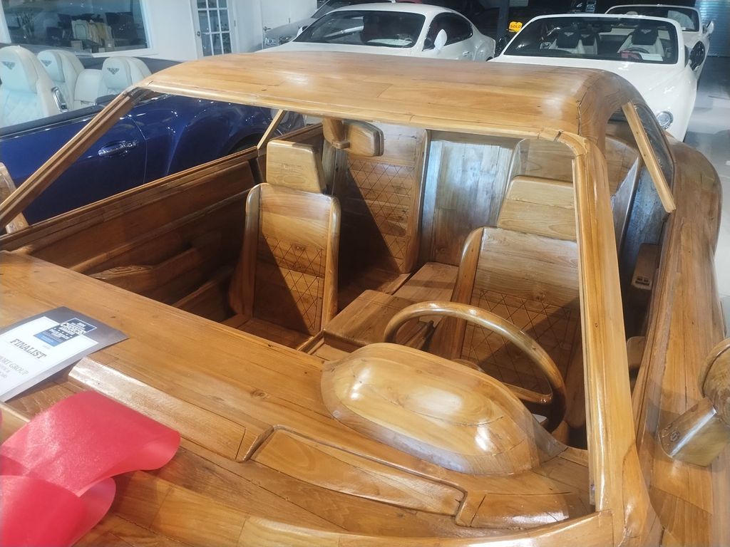 2020 Bentley Continental 1to1 Scale Bentley Continental GT Wooden Display Model - 22877825 - 10