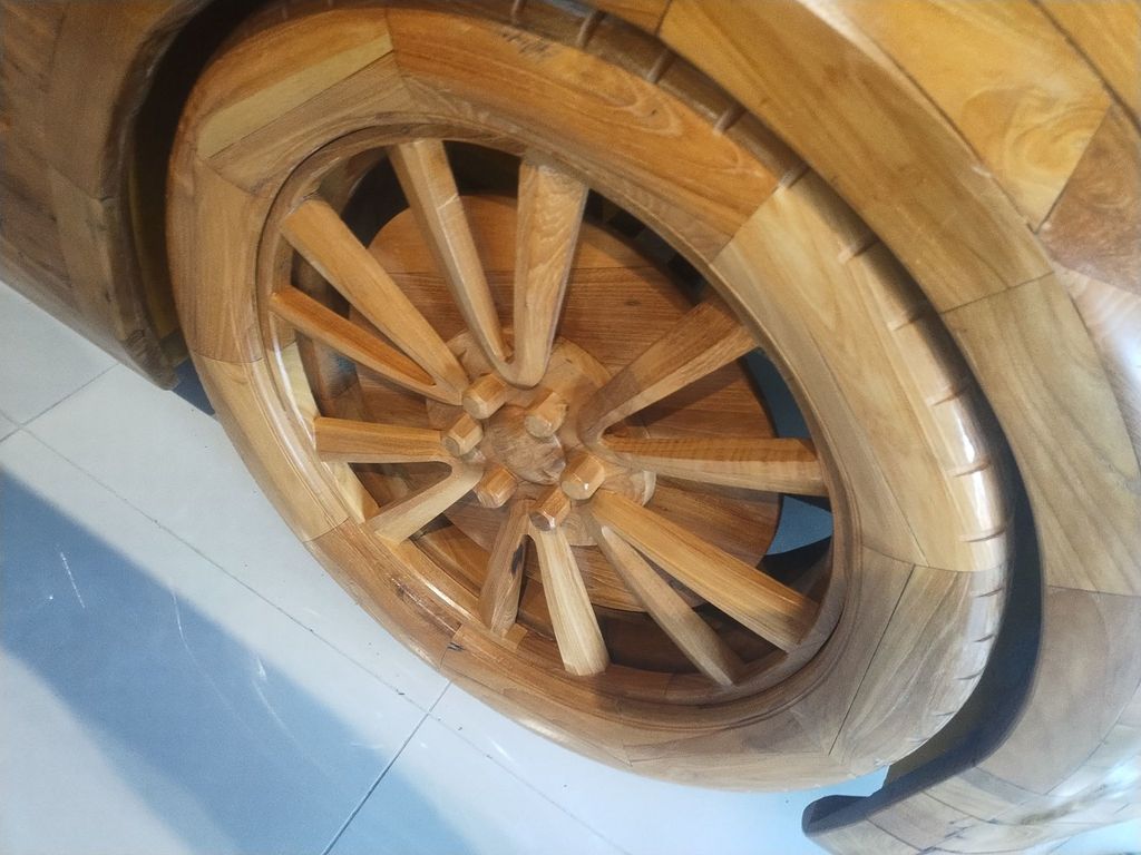 2020 Bentley Continental 1to1 Scale Bentley Continental GT Wooden Display Model - 22877825 - 26