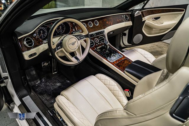 2020 Bentley Continental GTC V8 - 23100705 - 22