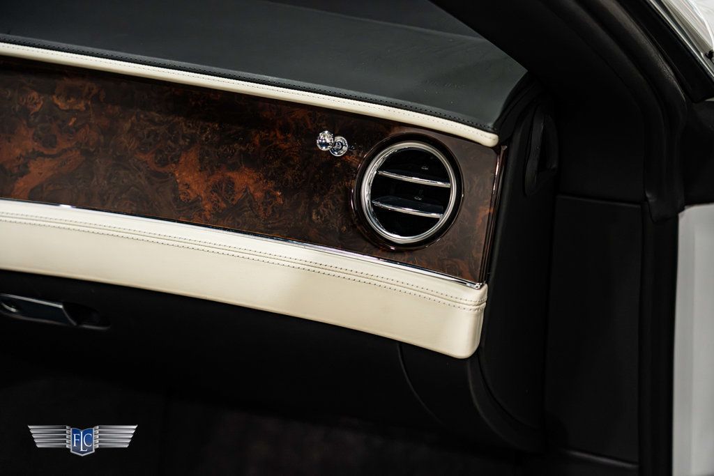 2020 Bentley Continental GTC V8 - 23100705 - 26