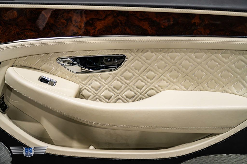 2020 Bentley Continental GTC V8 - 23100705 - 27