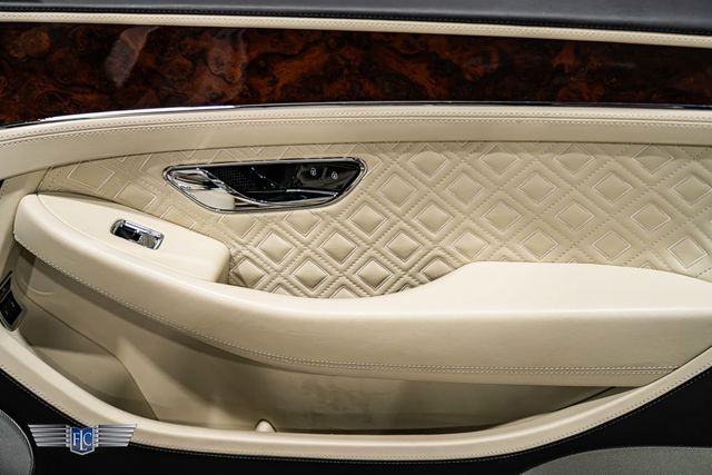 2020 Bentley Continental GTC V8 - 23100705 - 27