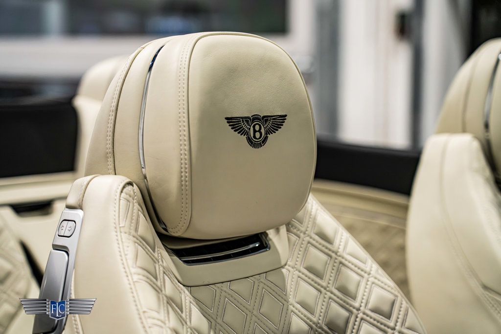 2020 Bentley Continental GTC V8 - 23100705 - 33