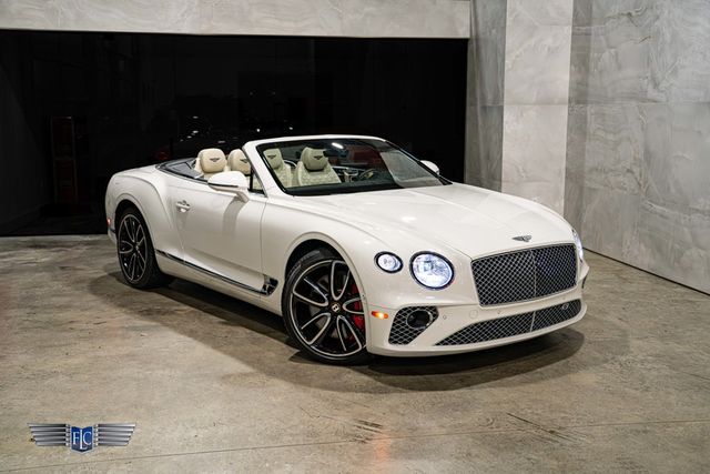 2020 Bentley Continental GTC V8 - 23100705 - 3
