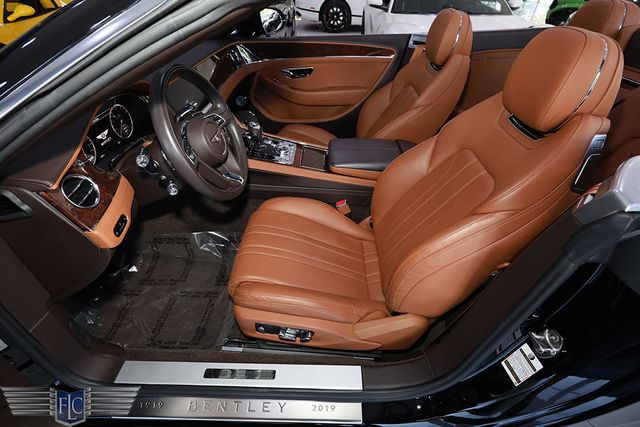 2020 Bentley Continental GTC V8 Convertible - 22976535 - 15