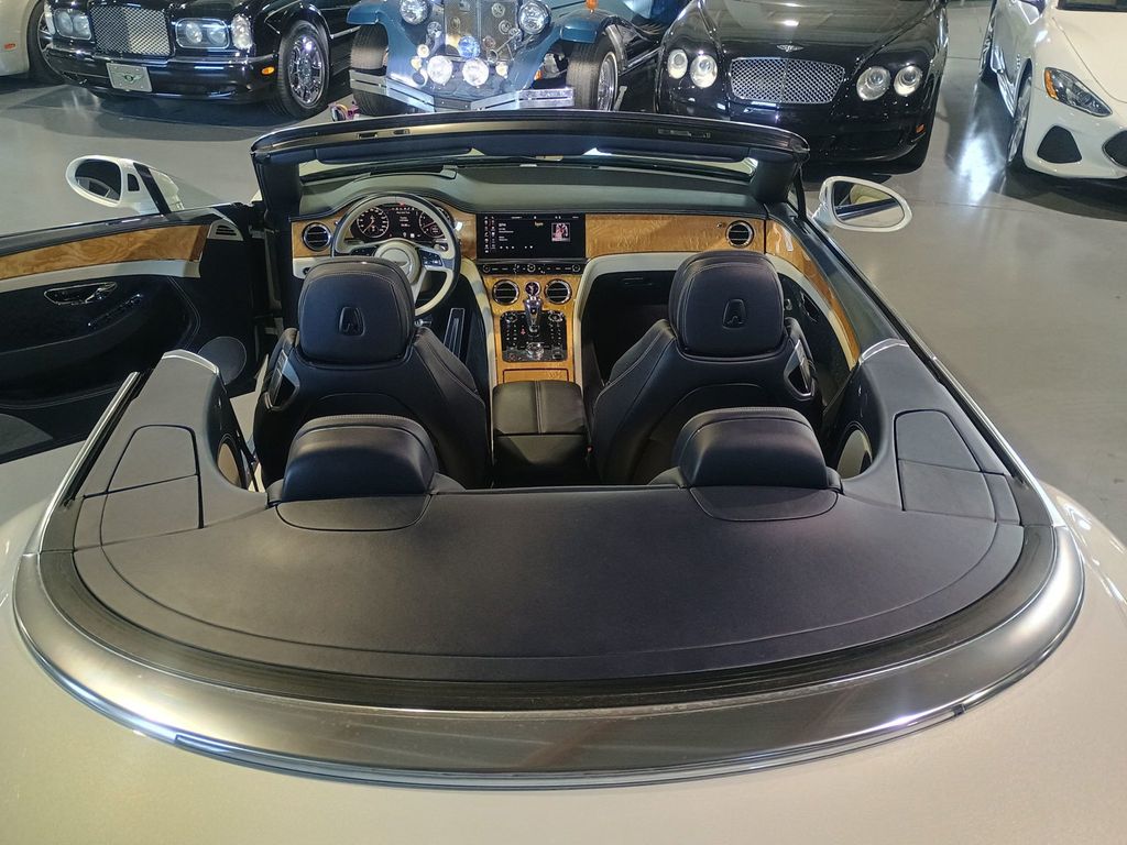 2020 Bentley Continental GT First Edition Convertible 1 Owner Clean Carfax - 22976981 - 28