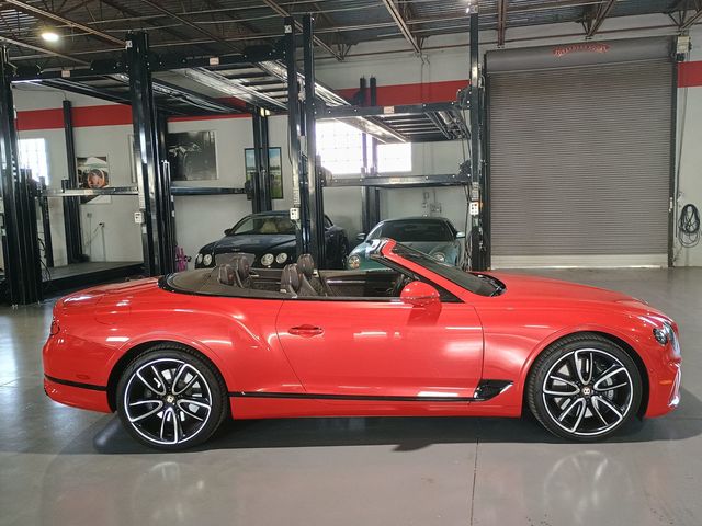 2020 Bentley Continental GT V8 Convertible Clean Carfax - 23021569 - 9