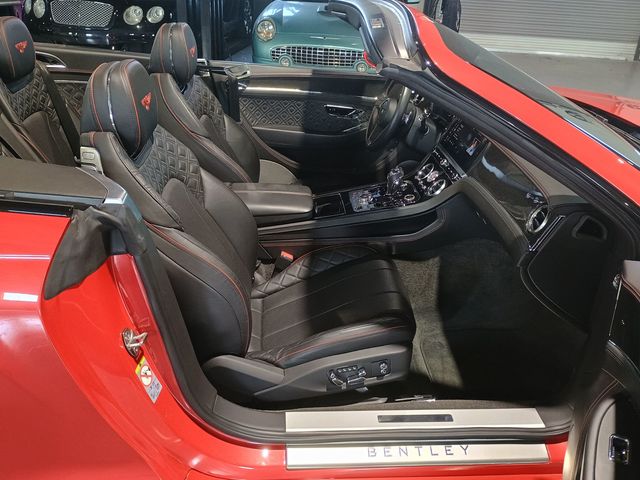 2020 Bentley Continental GT V8 Convertible Clean Carfax - 23021569 - 39