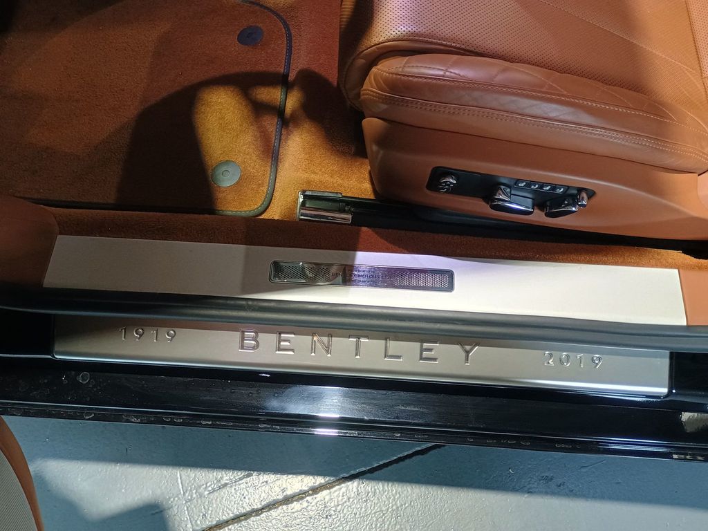 2020 Bentley Continental GT V8 Convertible Clean Carfax Florida Car - 22952693 - 18