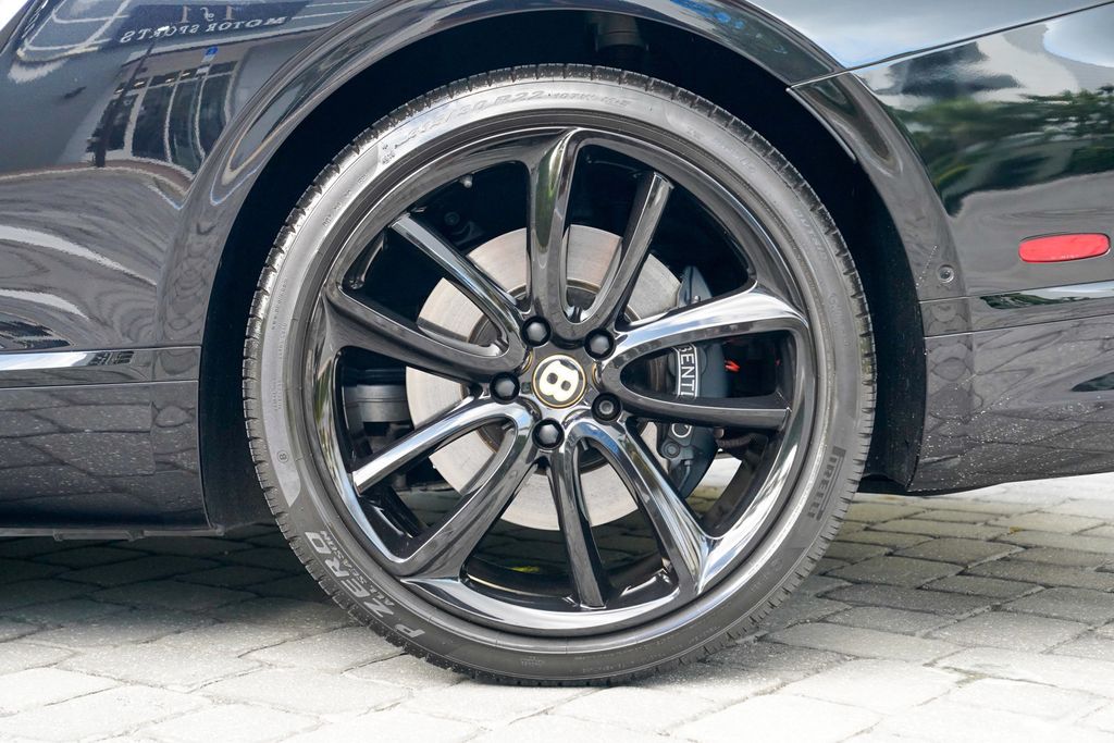 2020 Bentley Continental GT V8 Coupe - 22959392 - 16
