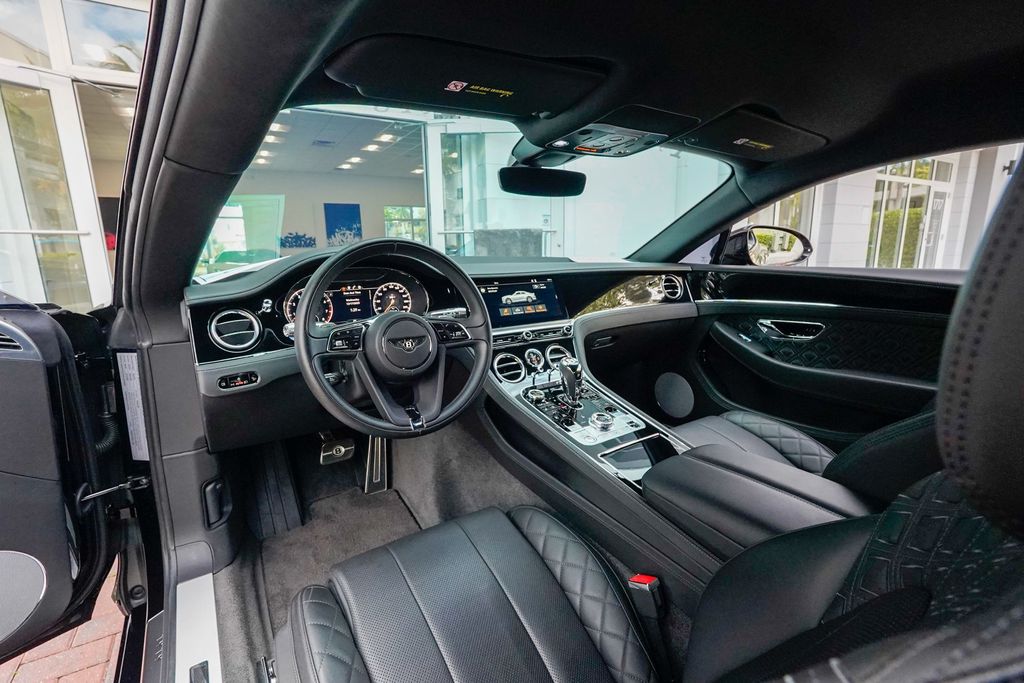 2020 Bentley Continental GT V8 Coupe - 22959392 - 2
