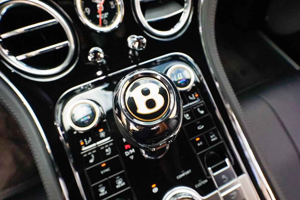 2020 Bentley Continental GT V8 Coupe - 22959392 - 67
