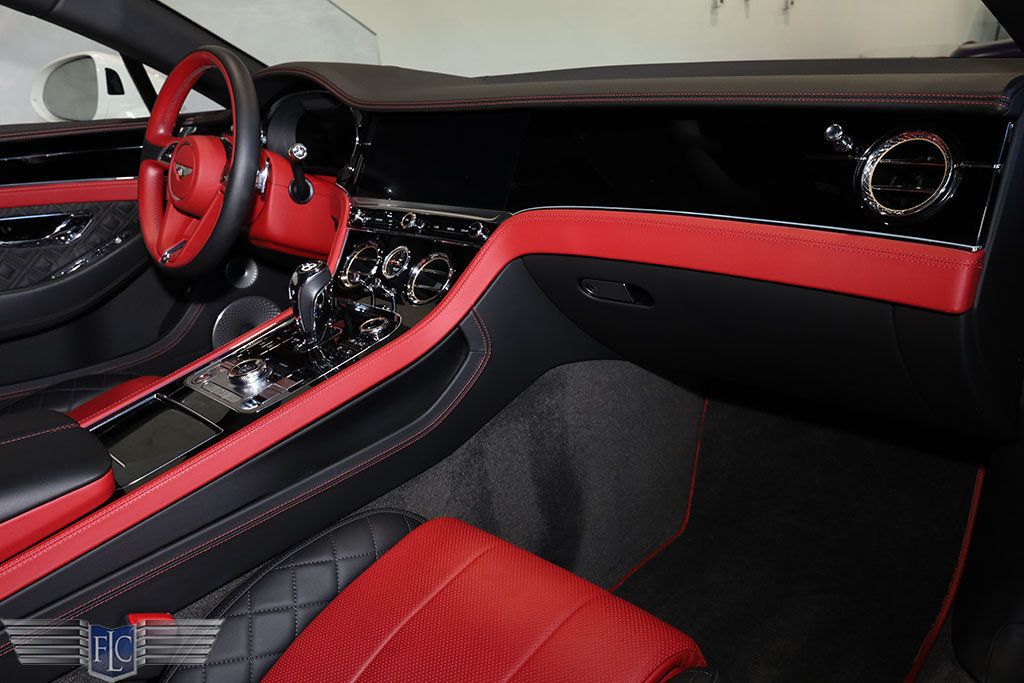 2020 Bentley Continental GT V8 Coupe - 22964611 - 18