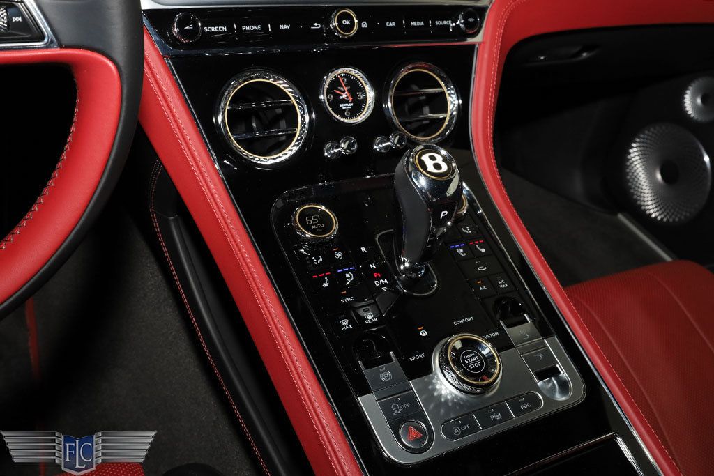2020 Bentley Continental GT V8 Coupe - 22964611 - 24