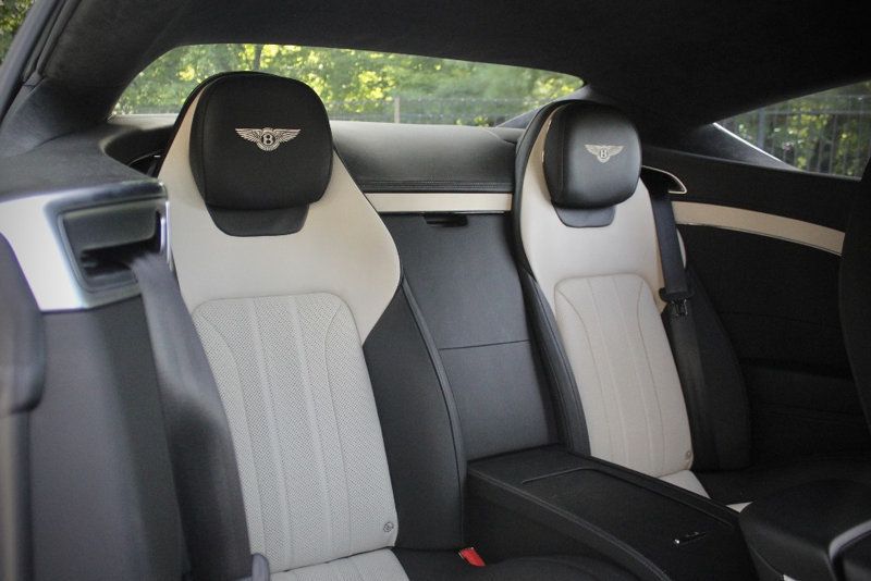 2020 Bentley Continental GT V8 Coupe Clean Carfax - 23086629 - 31