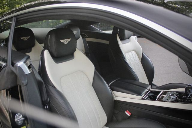 2020 Bentley Continental GT V8 Coupe Clean Carfax - 23086629 - 34