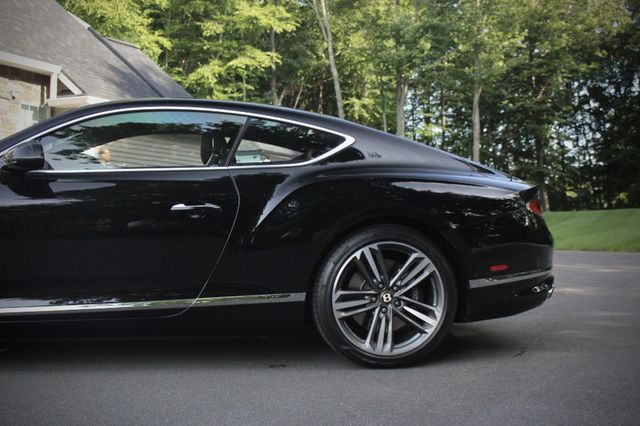 2020 Bentley Continental GT V8 Coupe Clean Carfax - 23086629 - 3