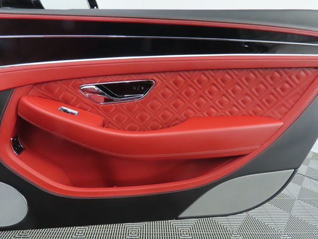 2020 Bentley Continental GT V8 First Edition Convertible - 22948234 - 32