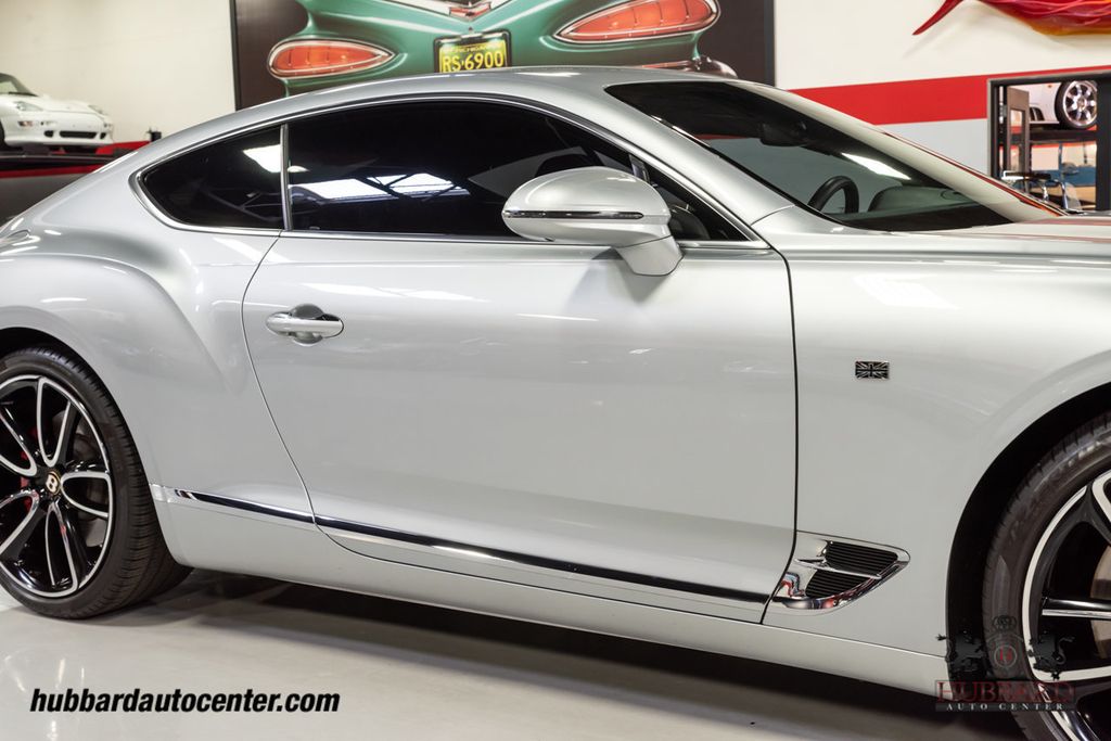 2020 Bentley Continental GT V8 First Edition Coupe - 22273751 - 23