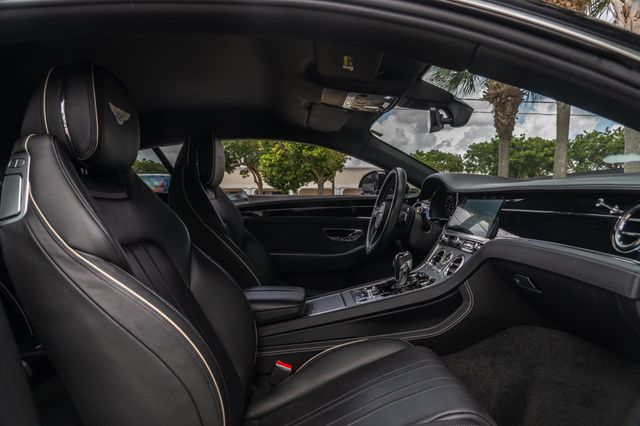 2020 Bentley Continental V8 - 22931559 - 24