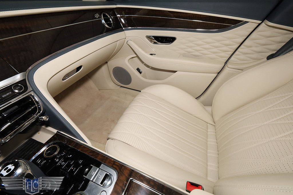 2020 Bentley Flying Spur Mulliner W12  - 22829913 - 30