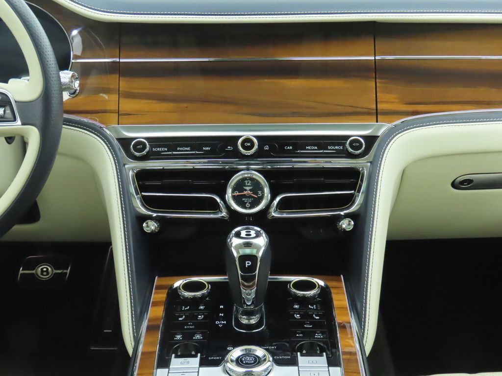 2020 Bentley Flying Spur W12 photo 10
