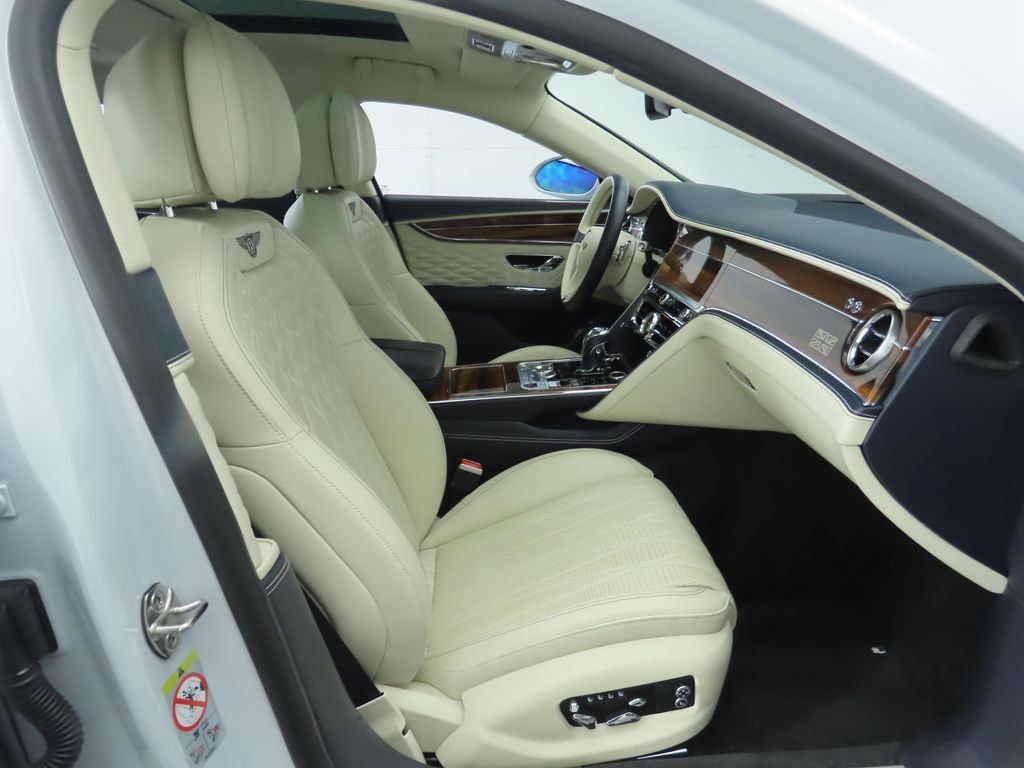 2020 Bentley Flying Spur W12 photo 15
