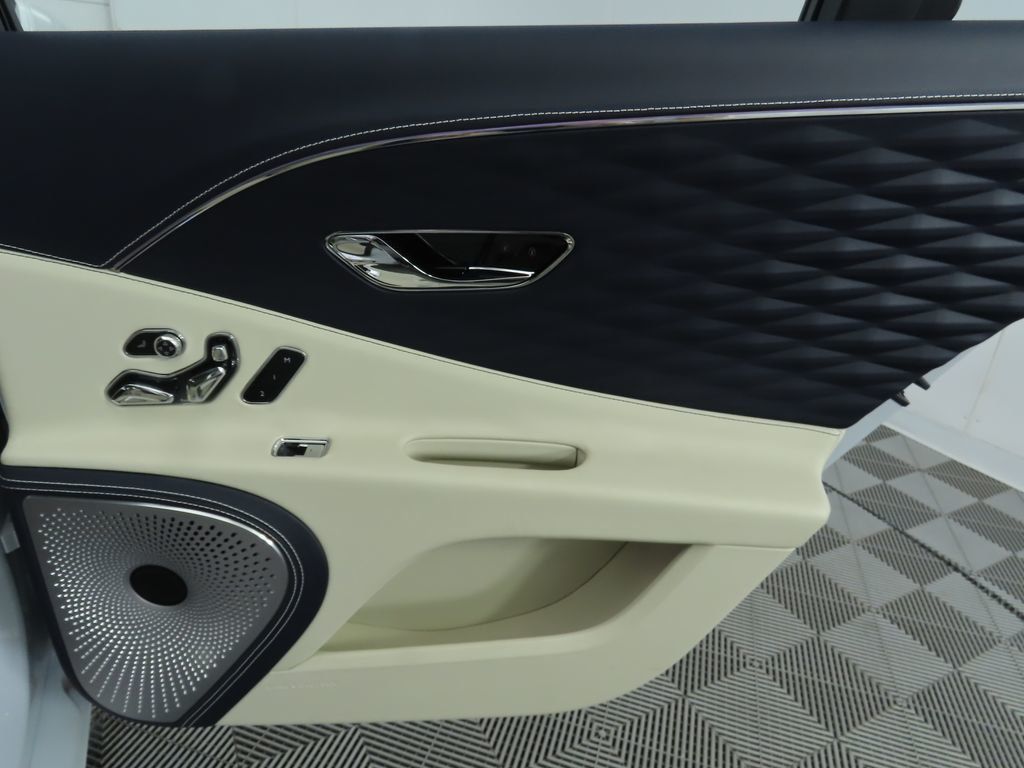 2020 Bentley Flying Spur W12 photo 21