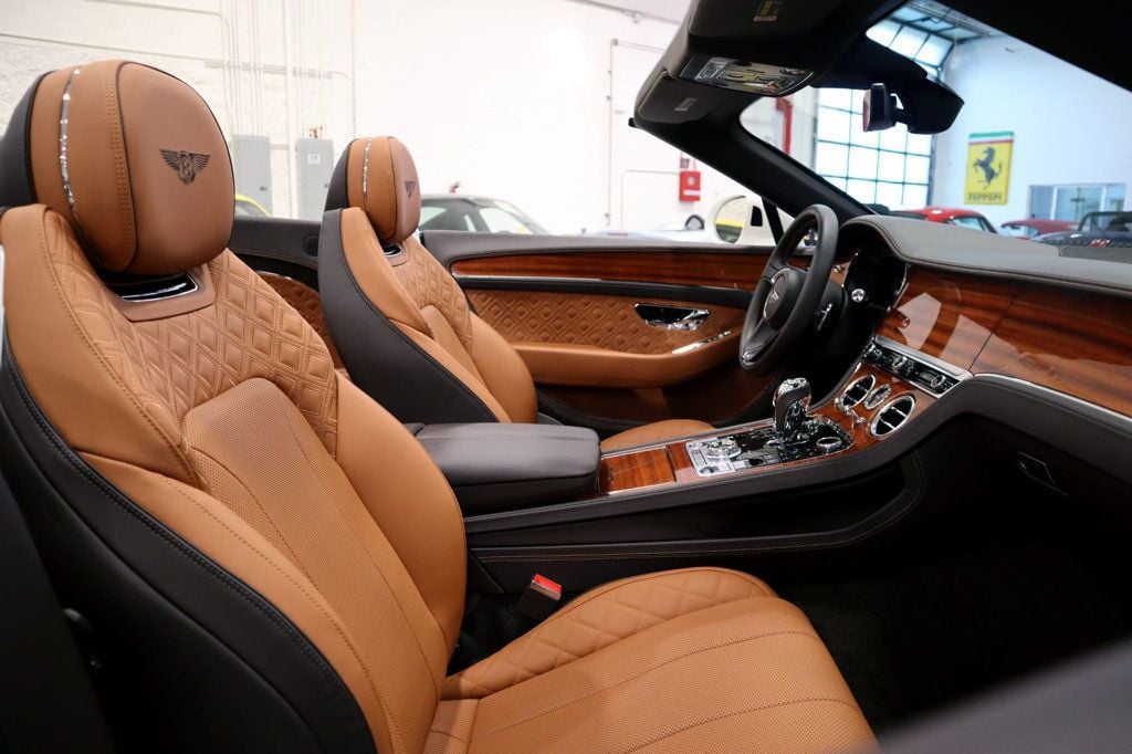 2020 Bentley GTC MULLINER * ONLY 4,731 MILES...Mulliner Pkg ($18K) Option - 22546217 - 19